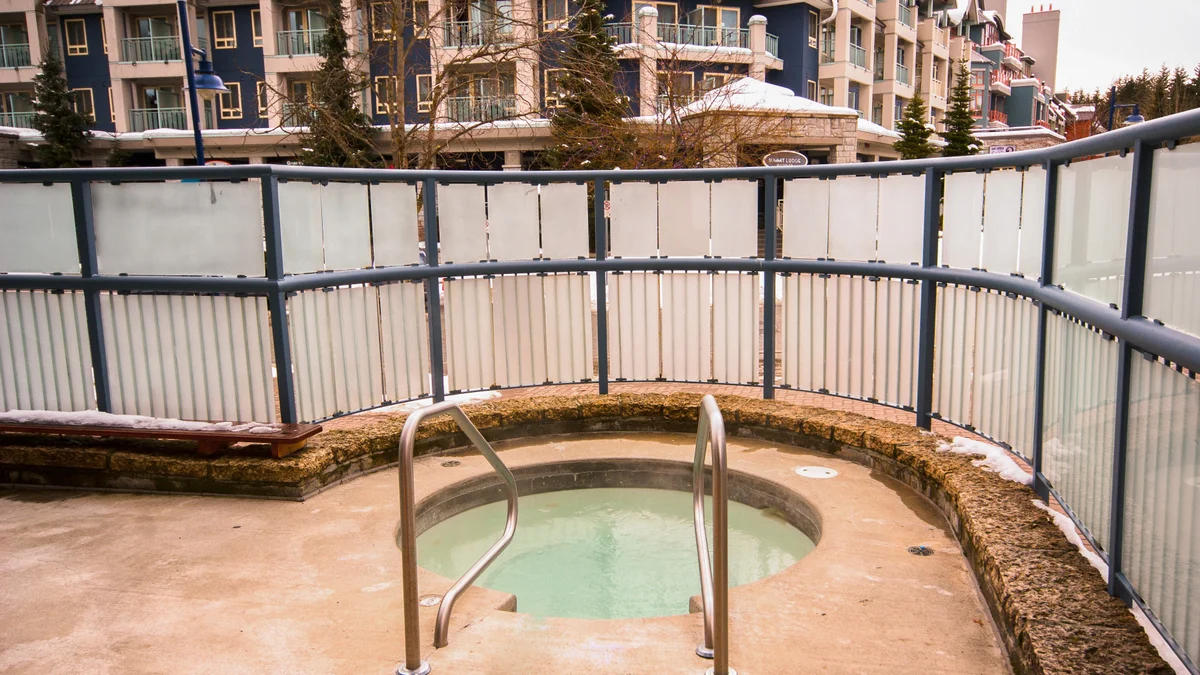 Outdoor common hot tub