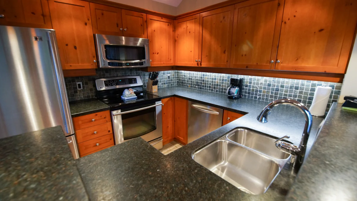 Fully equipped kitchen