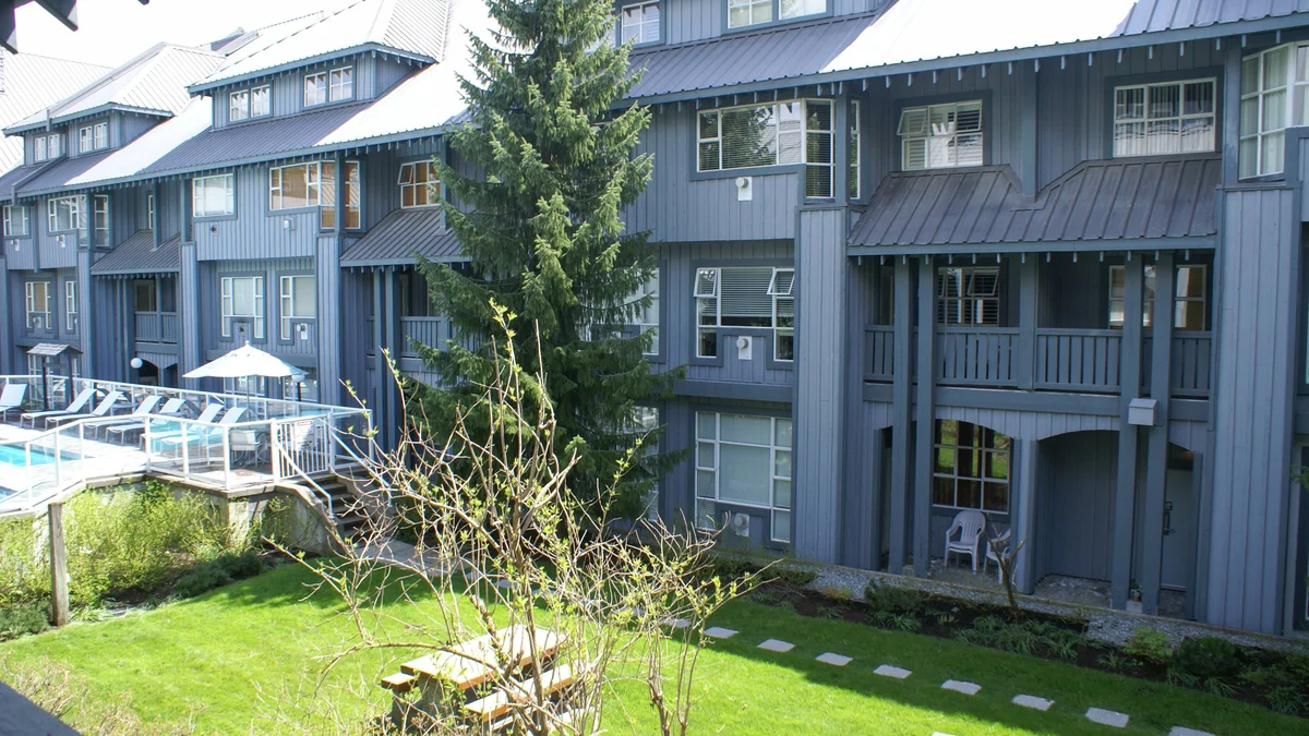 Glacier Lodge #247
