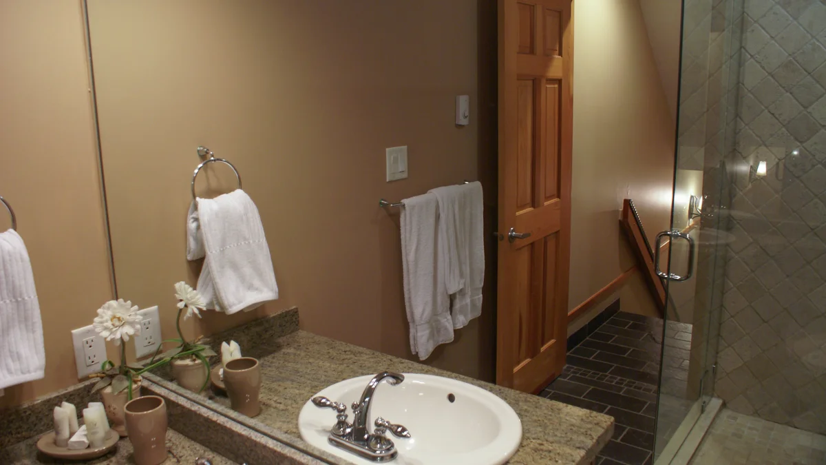 Second floor level bathroom