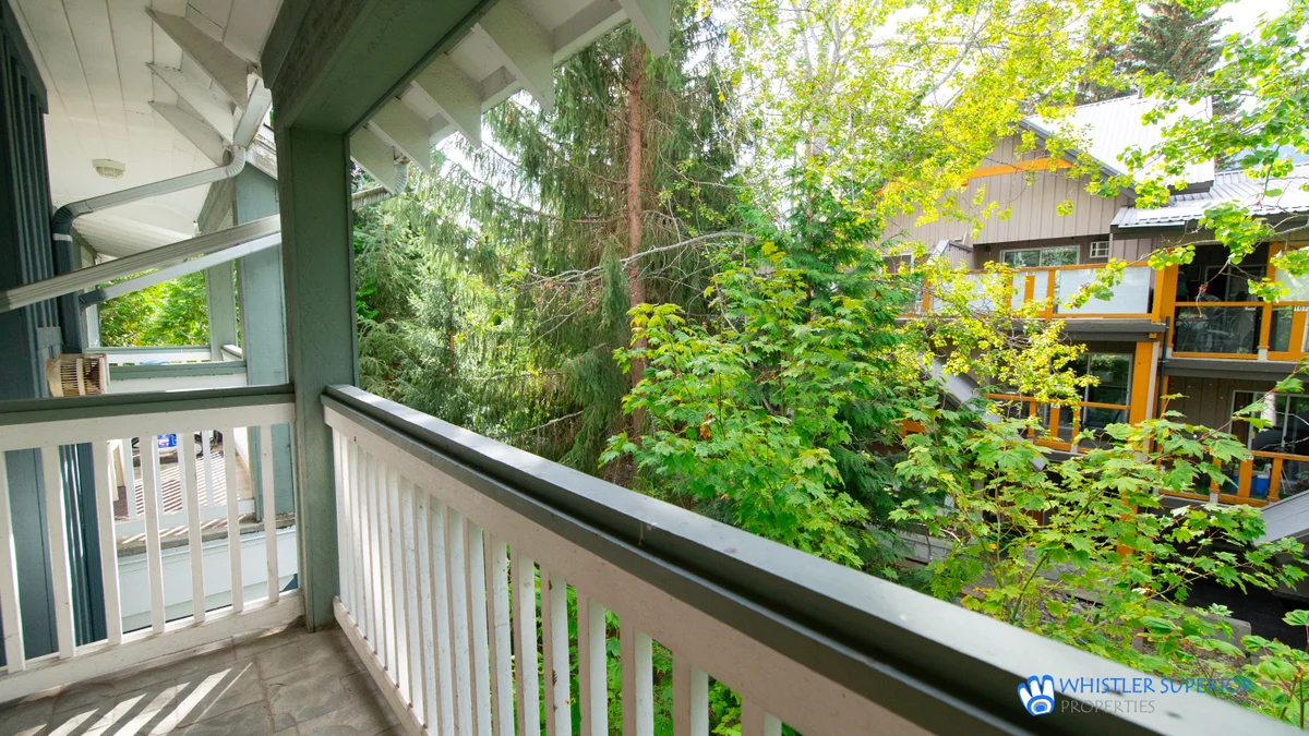 Granite Court #206