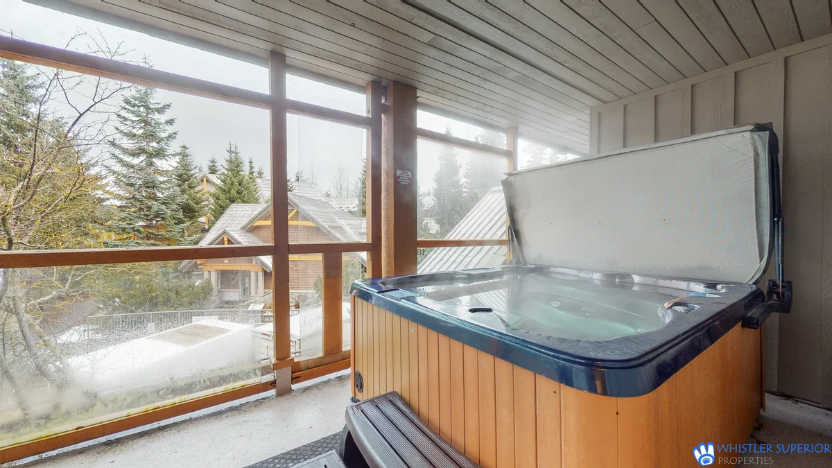Private Hot Tub
