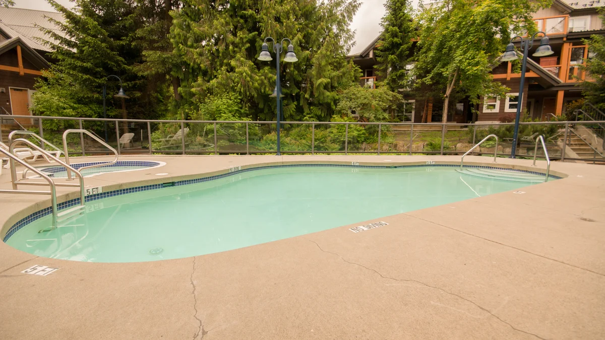 Common area pool and hot tub