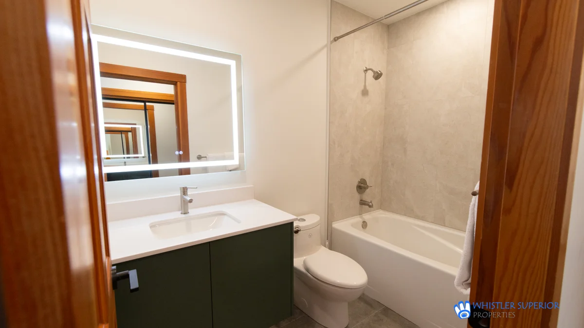 Granite Court #206