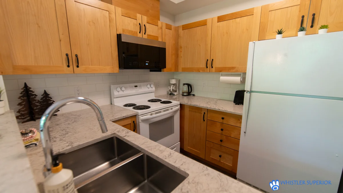 Fully equipped kitchen