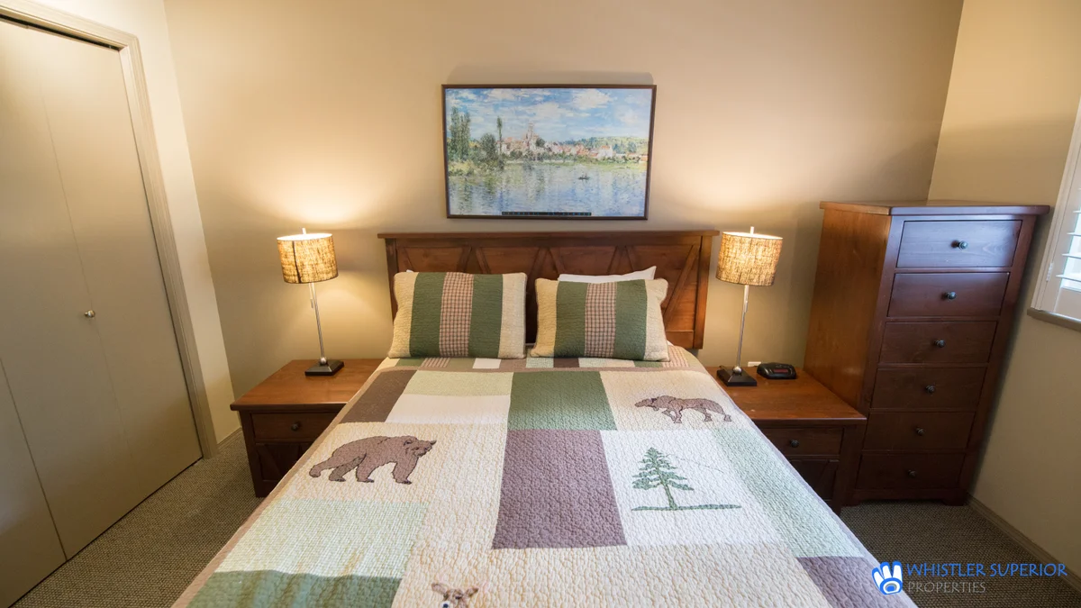 Glacier Lodge #247