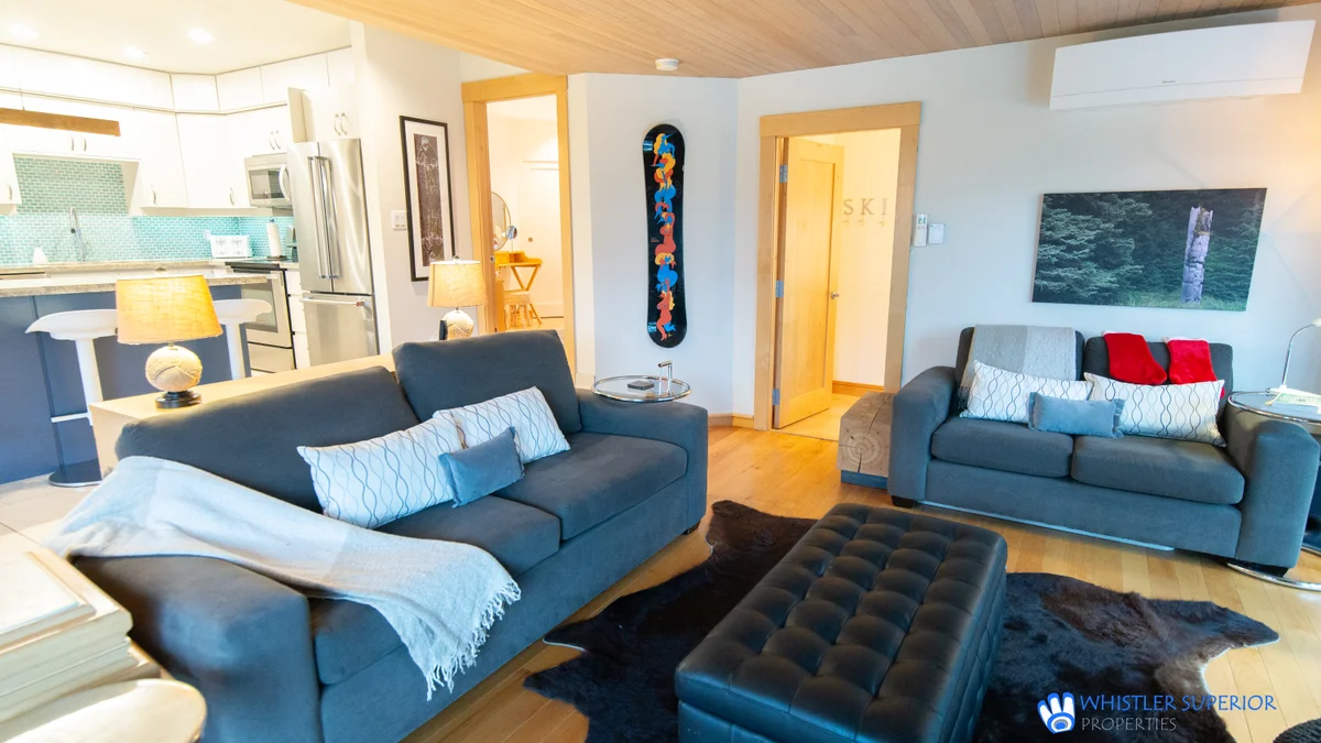 Open plan living and dining area