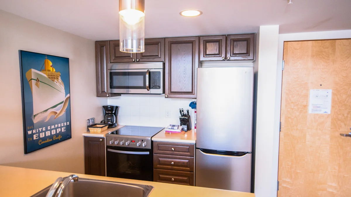 Fully equipped kitchen